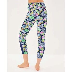 Disney x Lilly Pulitzer Mickey Minnie Weekender High Rise Midi Legging Size XS